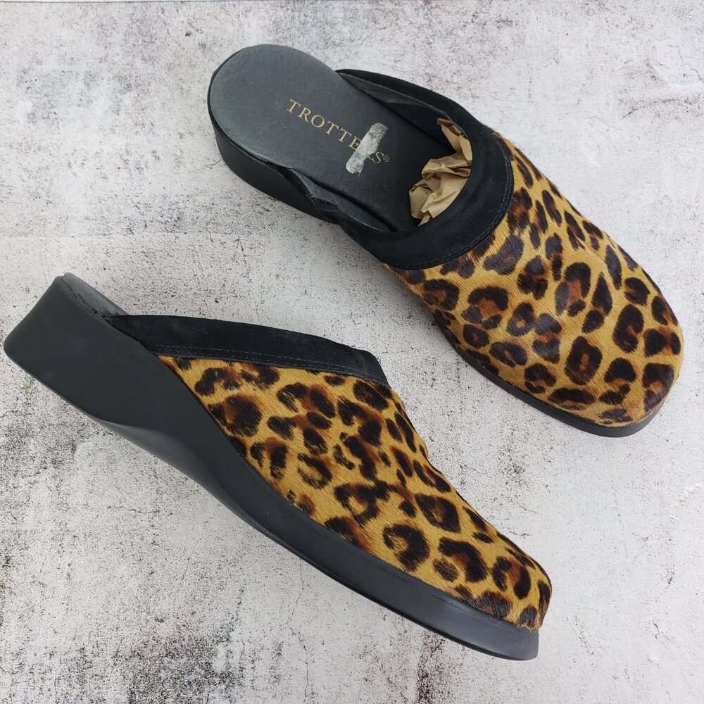 Trotters Clogs Mules Leopard Print Calf Hair Shoes Platform Y2K size 7.5M